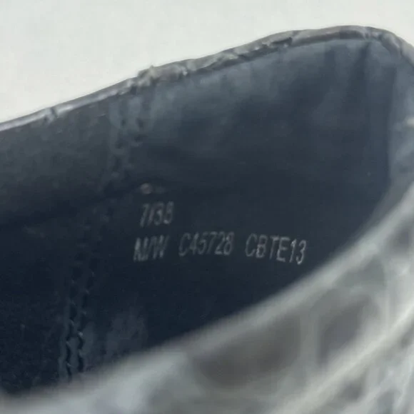 BOC Born Concept Womens Size 7 Gray Croc Faux Leather Peggy Slip On Clogs Shoes - Picture 9 of 15